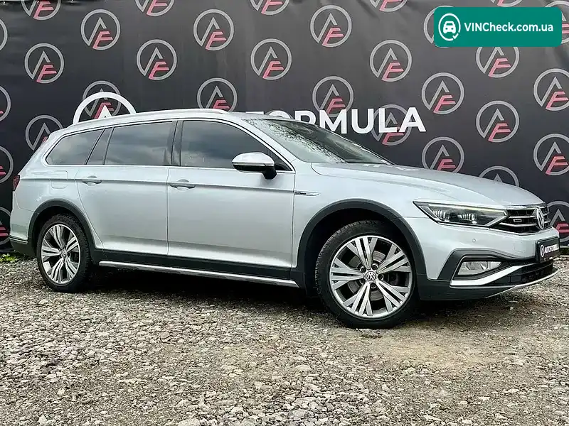 Volkswagen Passat 2019, фото з оголошення 1 з 21, VIN WVWZZZ3CZLE043541