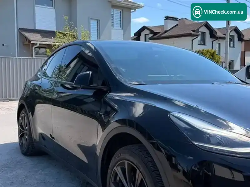 Tesla Model Y 2023, фото з оголошення 1 з 21, VIN 7SAYGAEE0PF848032