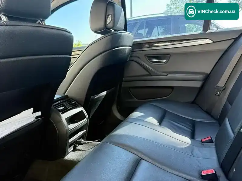 BMW 5 Series 2013, фото з оголошення 2 з 9, VIN WBAXA1103DDX28665