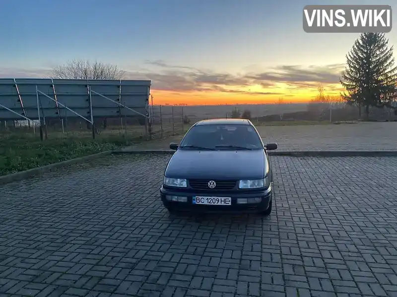 Volkswagen Passat 1993, фото з оголошення 1 з 14, VIN WVWZZZ31ZPE058601