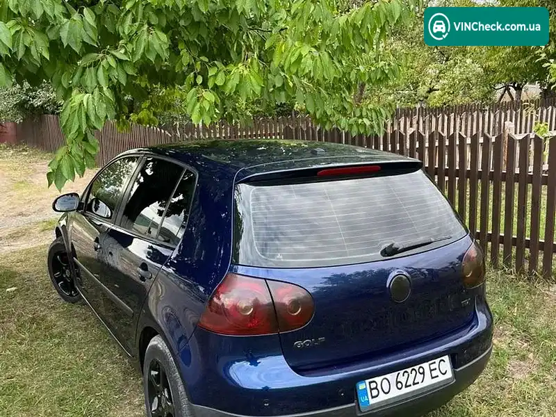 Volkswagen Golf 2004, фото з оголошення 2 з 11, VIN WVWZZZ1KZ5P040541