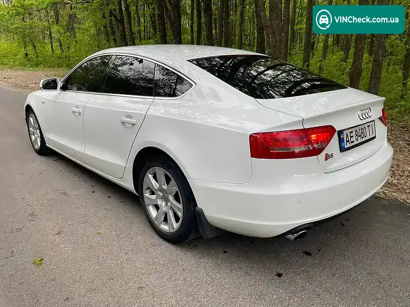 Audi A5 2010, фото з оголошення 1 з 20, VIN WAUZZZ8T8AA053750