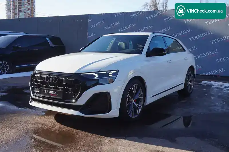 Audi Q8 2024, фото з оголошення 2 з 21, VIN WAUZZZF14RD019834