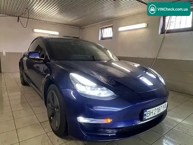 Tesla Model 3 2021, фото з оголошення 1 з 8, VIN 5YJ3E1EB1NF114712