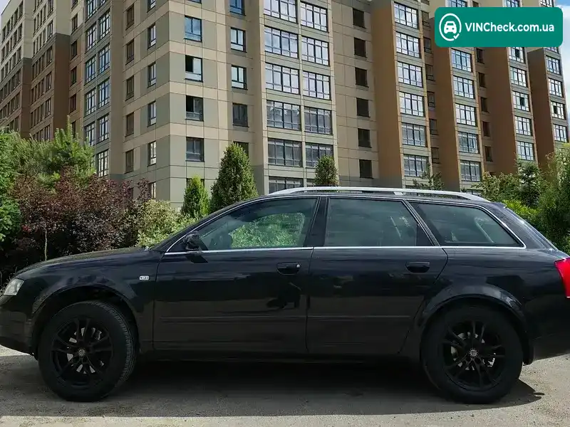 Audi A4 2003, фото з оголошення 2 з 14, VIN WAUZZZ8E03A357434