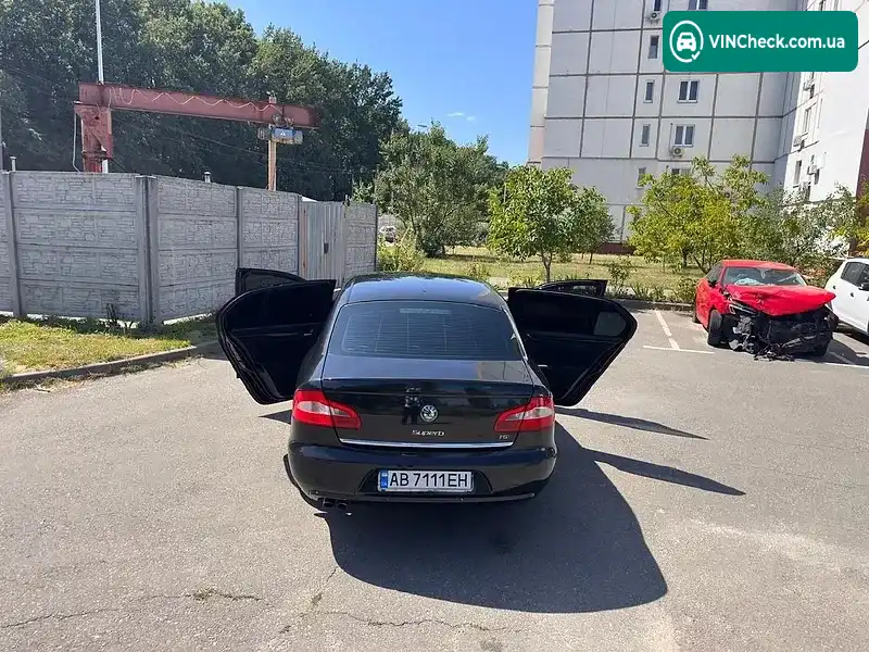 Skoda Superb 2012, фото з оголошення 2 з 10, VIN TMBAB43T6CB300551