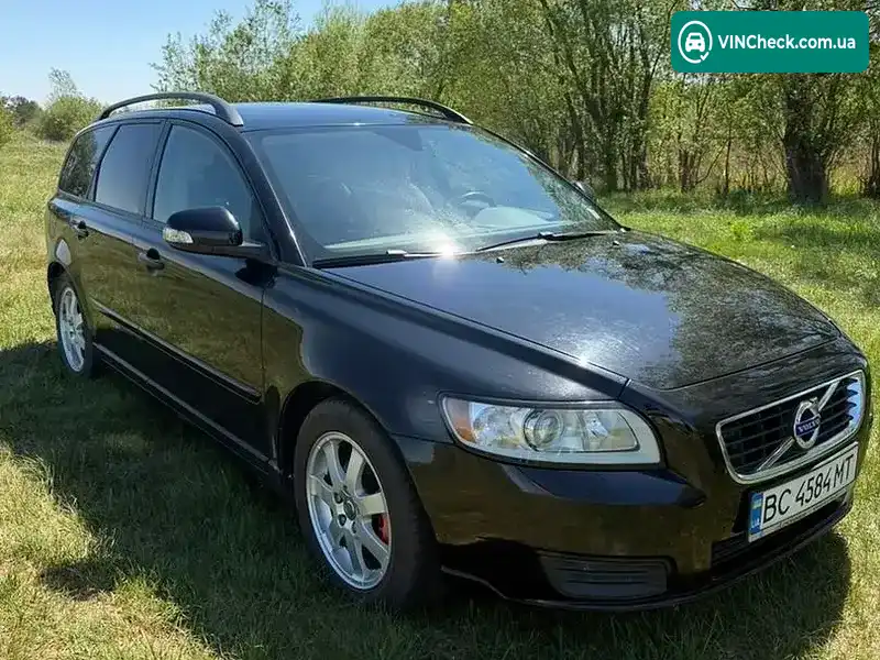 Volvo V50 2010, фото з оголошення 1 з 12, VIN YV1MW84E1B2608920