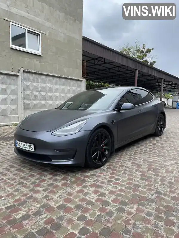 Tesla Model 3 2020, фото з оголошення 2 з 11, VIN 5YJ3E7ECXLF748643