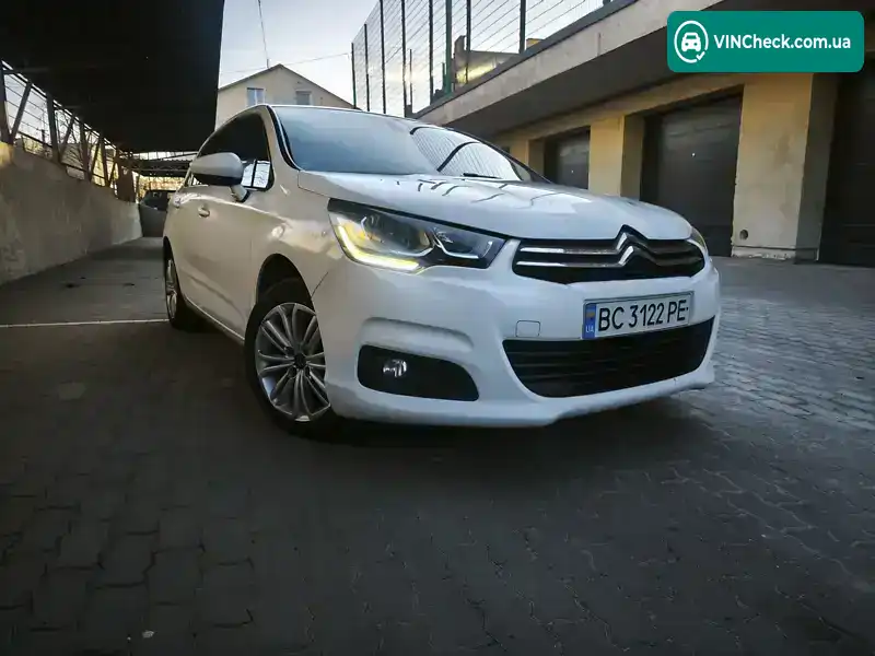 Citroen C4 2016, фото з оголошення 2 з 18, VIN VF7NCBHY6GY558537