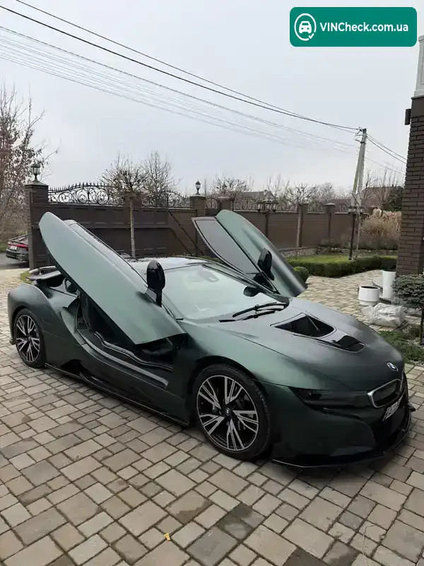 BMW I8 2016, фото з оголошення 1 з 19, VIN WBY2Z2C54GV675850