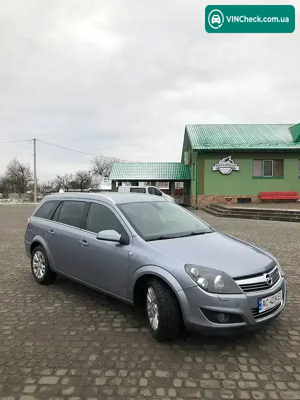 Opel Astra 2009, фото з оголошення 2 з 20, VIN W0L0AHL3592118527