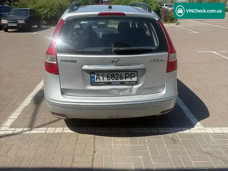 Hyundai i30 2008, фото з оголошення 1 з 8, VIN KMHDB81DP8U001035
