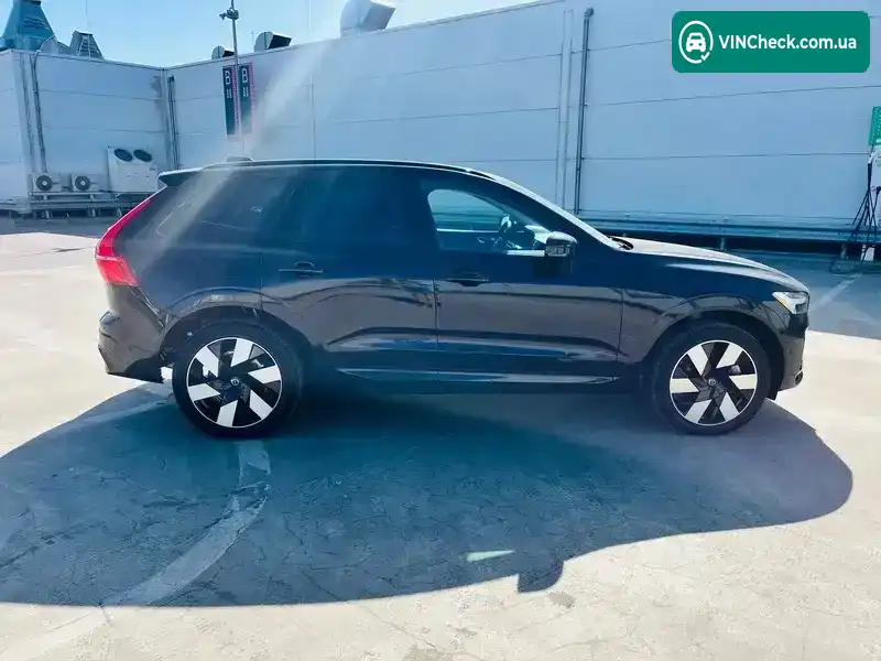 Volvo XC60 2024, фото з оголошення 2 з 21, VIN LYVH60DL5RB942437