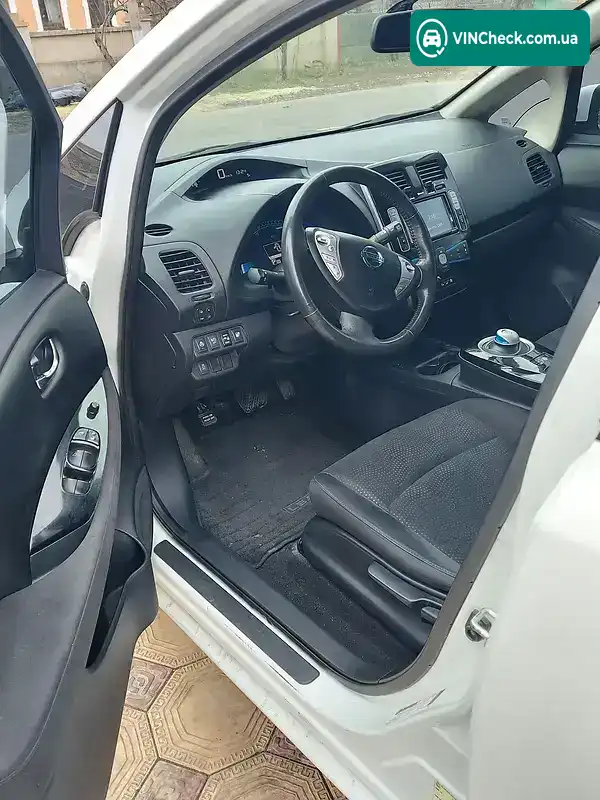 Nissan Leaf 2014, фото з оголошення 2 з 10, VIN 1N4AZ0CP5FC317983