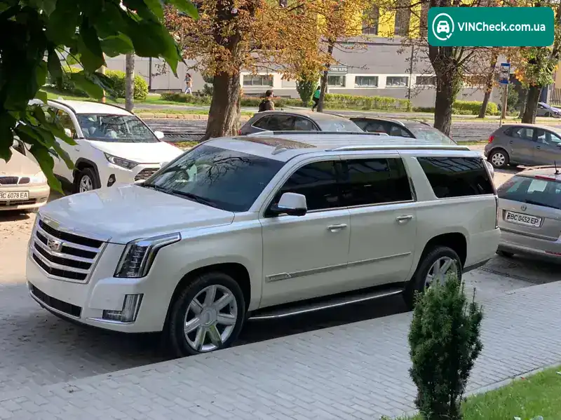 Cadillac Escalade 2015, фото з оголошення 1 з 10, VIN 1GYS4SKJ7FR659478