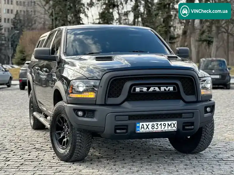 Ram 1500 2017, фото з оголошення 2 з 21, VIN 1C6RR7YT0HS827833