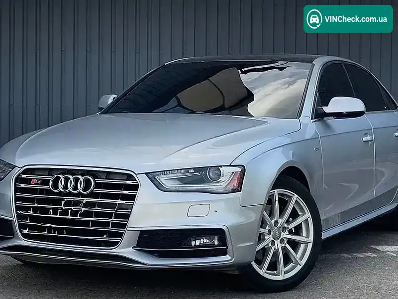 Audi A4 2015, фото з оголошення 1 з 10, VIN WAUFFAFL9FN037427