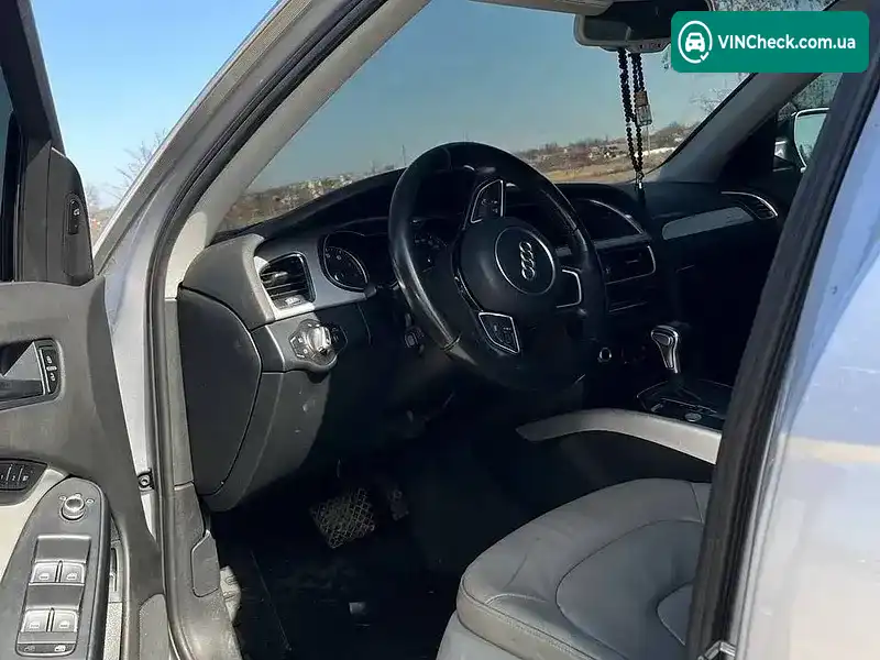 Audi A4 2015, фото з оголошення 2 з 10, VIN WAUFFAFL9FN037427