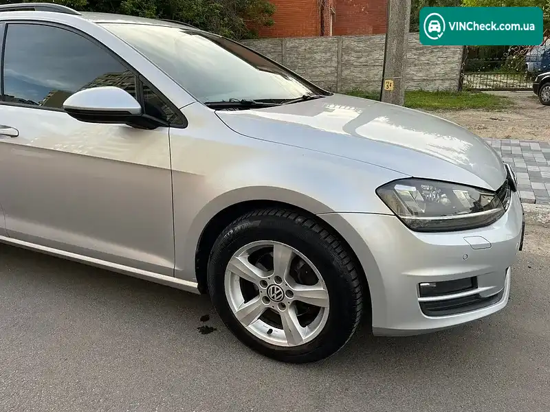 Volkswagen Golf 2013, фото з оголошення 2 з 18, VIN WVWZZZAUZEP525796