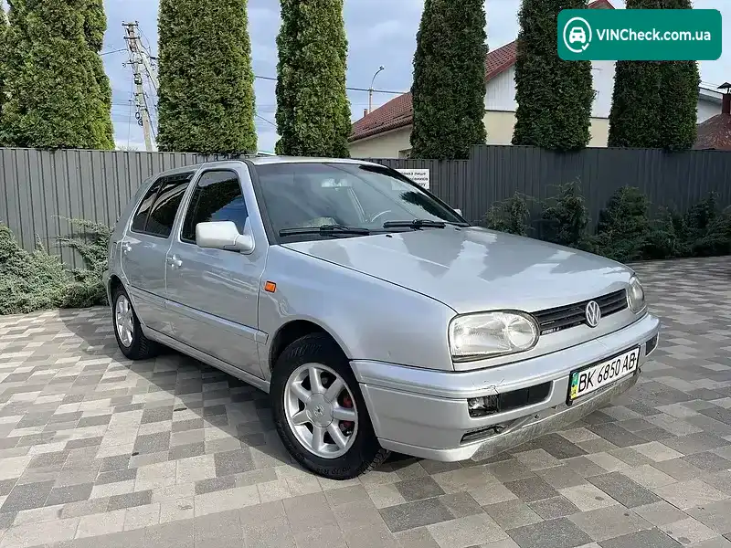 Volkswagen Golf 1994, фото з оголошення 1 з 9, VIN WVWZZZ1HZRW629169