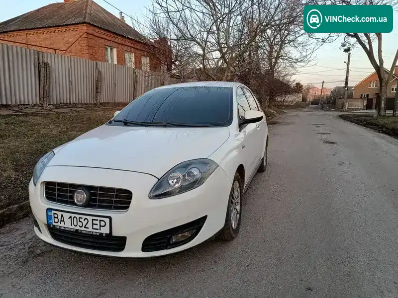 Fiat Croma 2010, фото з оголошення 1 з 13, VIN ZFA19400002134117