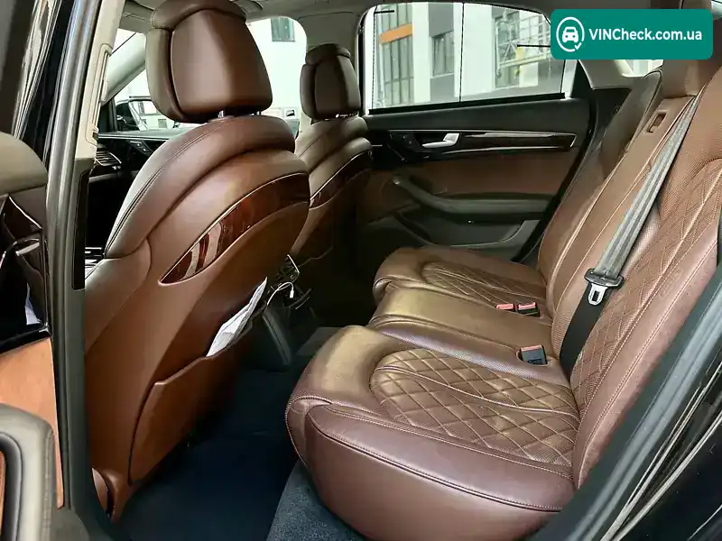 Audi A8 2013, фото з оголошення 1 з 16, VIN WAUAMAFD7EN002019