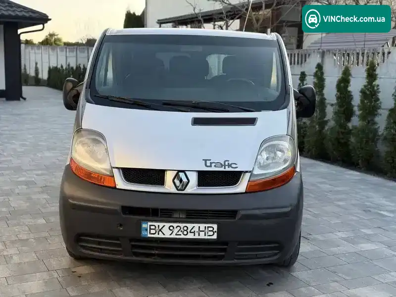 Renault Trafic 2004, фото з оголошення 1 з 18, VIN VF1FLACA64Y054171