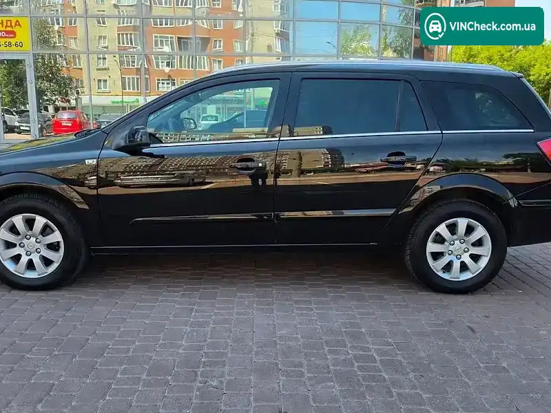 Opel Astra 2007, фото з оголошення 2 з 16, VIN W0L0AHL3582040237