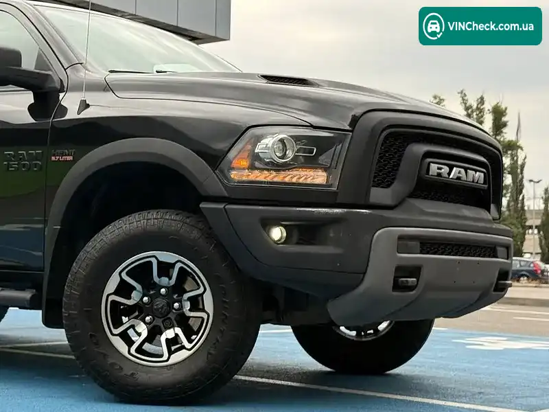Ram 1500 2017, фото з оголошення 2 з 20, VIN 1C6RR7YT0HS712326