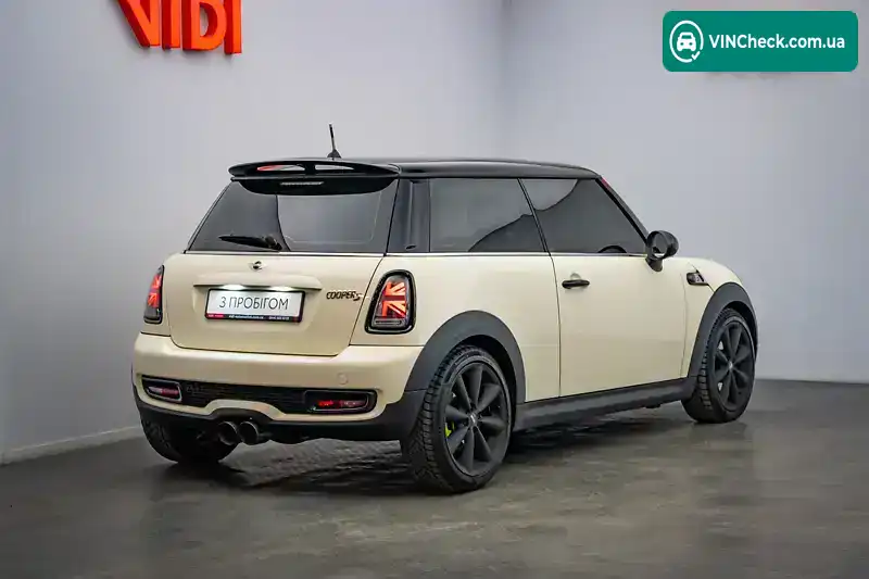 MINI Hatch 2010, фото з оголошення 2 з 21, VIN WMWSV31040TY65950