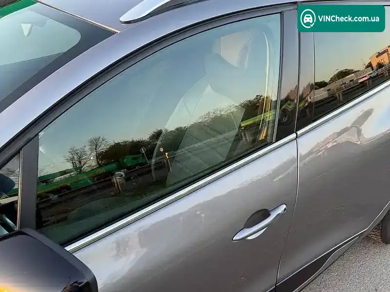 Renault Clio 2015, фото з оголошення 2 з 14, VIN VF17RJL0H53118270
