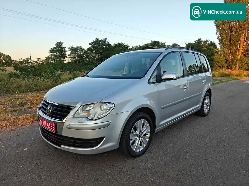 Volkswagen Touran 2009, фото з оголошення 1 з 20, VIN WVGZZZ1TZ9W004080