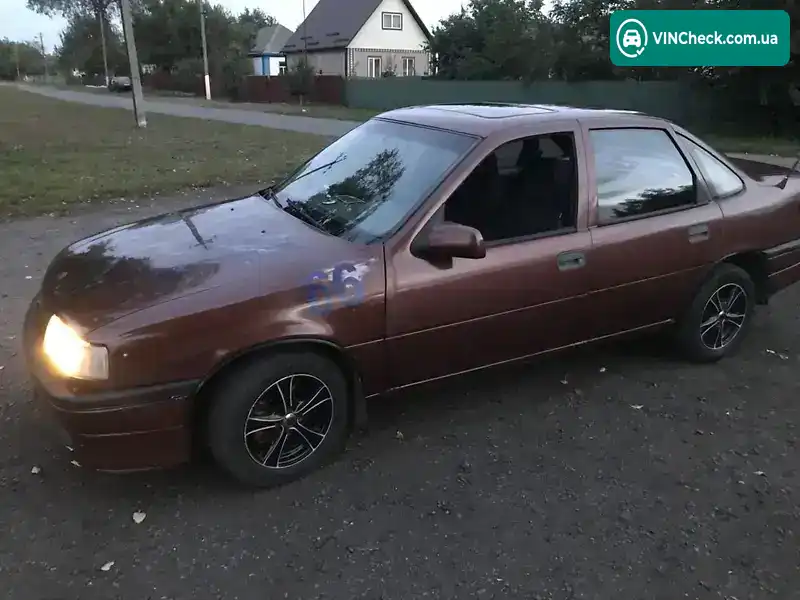 Opel Vectra 1989, фото з оголошення 2 з 19, VIN W0L000087K1099255