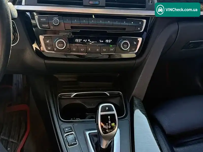 BMW 3 Series 2018, фото з оголошення 1 з 14, VIN WBA8D9C51JA608220