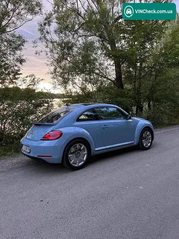 Volkswagen Beetle 2012, фото з оголошення 2 з 9, VIN 3VWJP7AT4DM605768