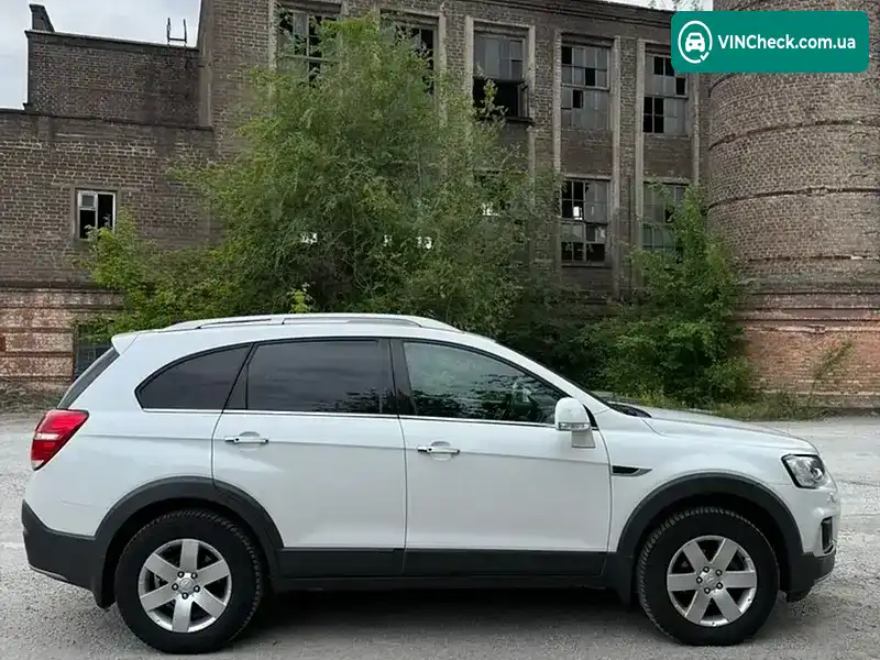 Chevrolet Captiva 2017, фото з оголошення 2 з 19, VIN KL1CD26U9HB753014