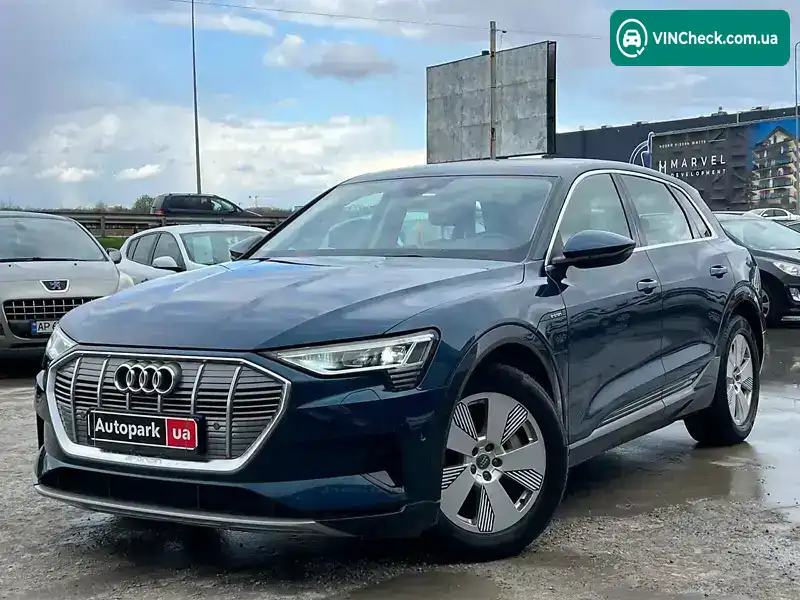 Audi e-tron 2019, фото з оголошення 1 з 21, VIN WAUZZZGE5LB011357