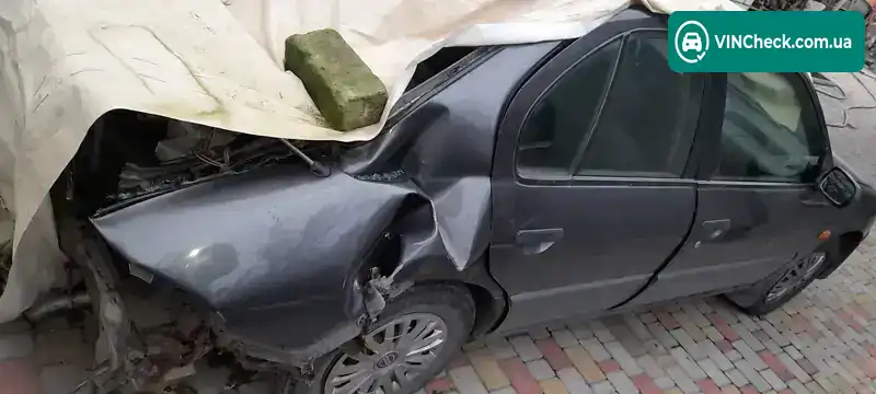 Nissan Primera 1992, фото з оголошення 2 з 4, VIN SJNBAAP10U0201131