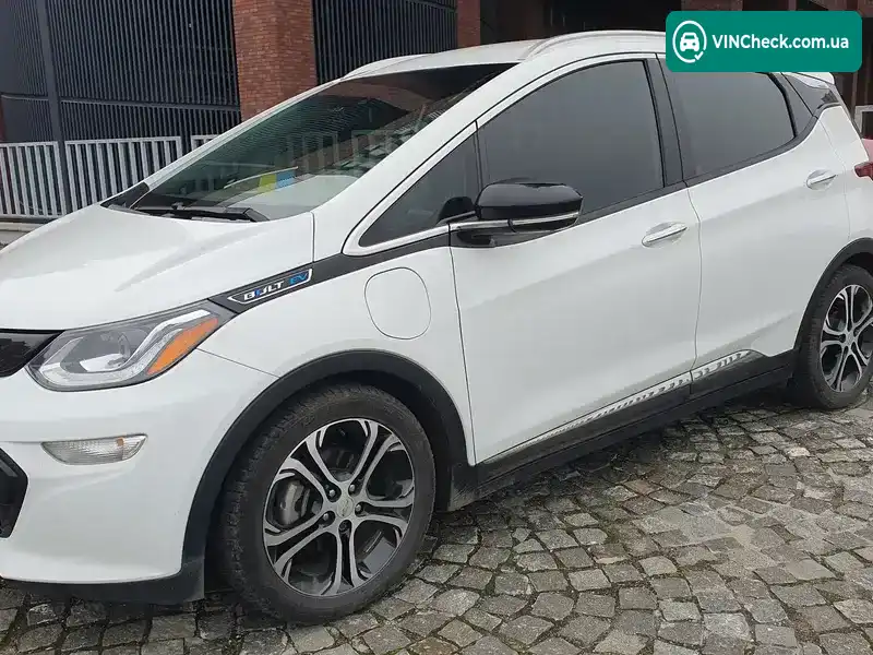 Chevrolet Bolt EV 2017, фото з оголошення 2 з 21, VIN 1G1FX6S05H4175539