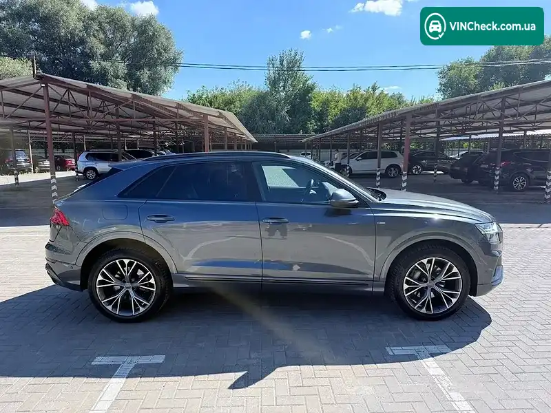 Audi Q8 2020, фото з оголошення 2 з 20, VIN WAUZZZF15MD003392