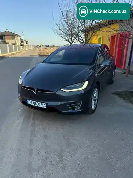 Tesla Model X 2018, фото з оголошення 2 з 21, VIN 5YJXCBE4XJF129797