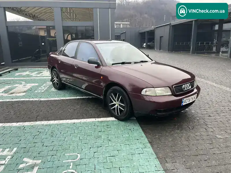 Audi A4 1996, фото з оголошення 1 з 13, VIN WAUZZZ8DZTA180337
