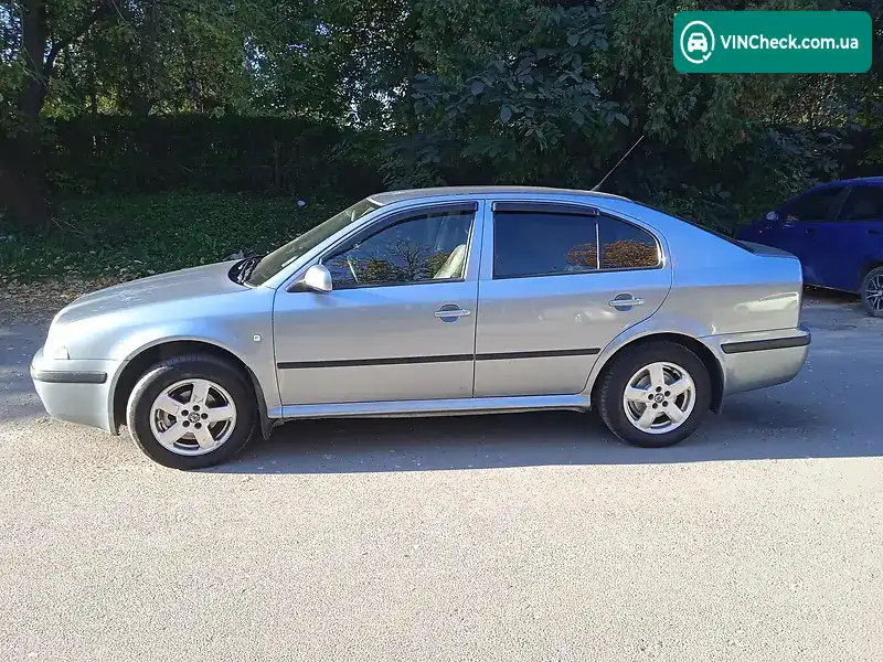 Skoda Octavia 2005, фото з оголошення 1 з 10, VIN Z021705XF02345051