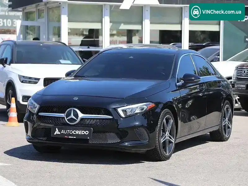 Mercedes-Benz A-Class 2019, фото з оголошення 1 з 20, VIN WDD3G4FB0KW025950