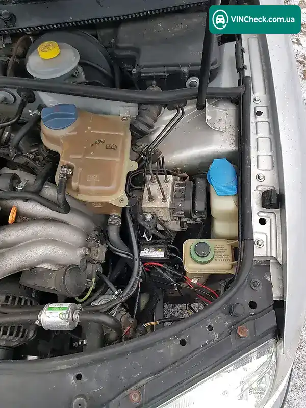 Volkswagen Passat 1997, фото з оголошення 2 з 17, VIN WVWZZZ3BZWE215017