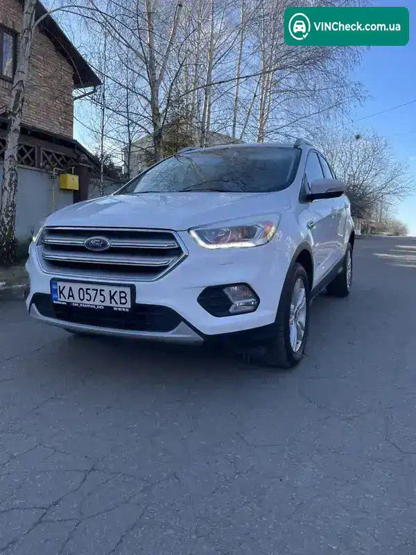 Ford Kuga 2017, фото з оголошення 1 з 21, VIN WF0AXXWPMAHM78861