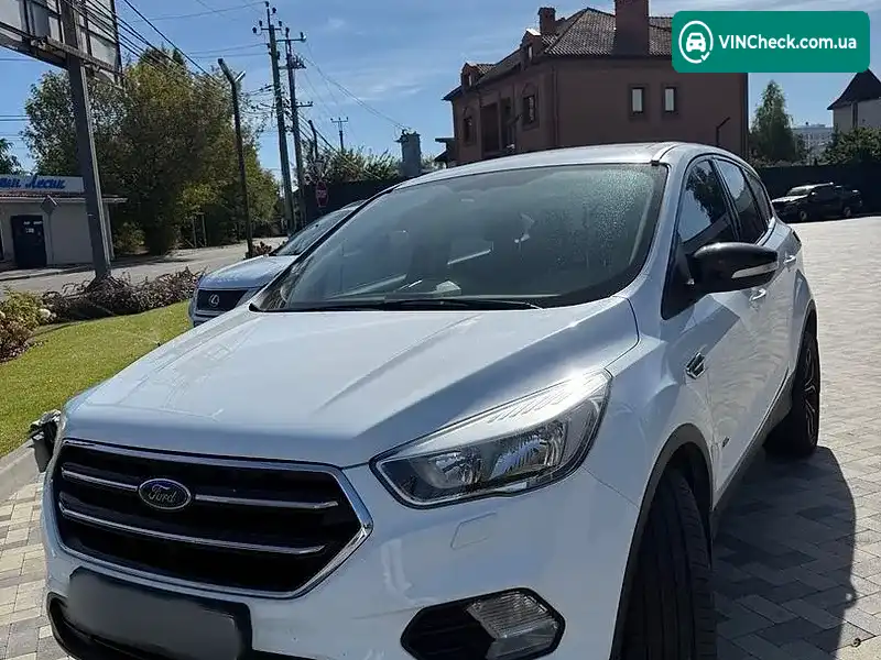 Ford Kuga 2017, фото з оголошення 2 з 9, VIN WF0AXXWPMAHC76549