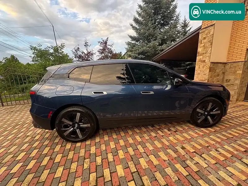 BMW iX 2022, фото з оголошення 2 з 20, VIN WB523CF05PCL75699