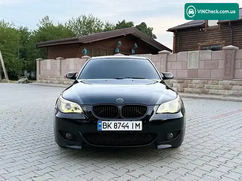 BMW 5 Series 2007, фото з оголошення 2 з 20, VIN WBANC51030CN44206