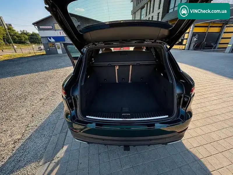 Porsche Cayenne 2020, фото з оголошення 2 з 9, VIN WP1AA2AY3LDA09367